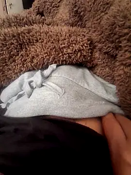 Ang3l 19 online show from April 12, 2026, 5:05 pm