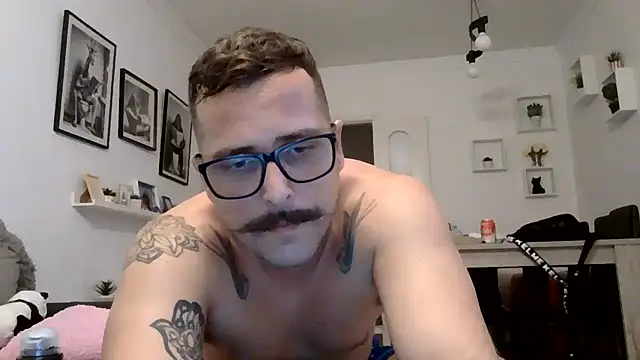 yanick931 online show from June 15, 2026, 10:53 pm