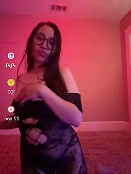Cherryxoxo333 online show from June 16, 2026, 10:48 am