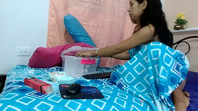 Snapshot of erikaskinny18 chatting on March 16, 2026, 2:10 pm erikaskinny18 online show from March 16, 2026, 2:10 pm