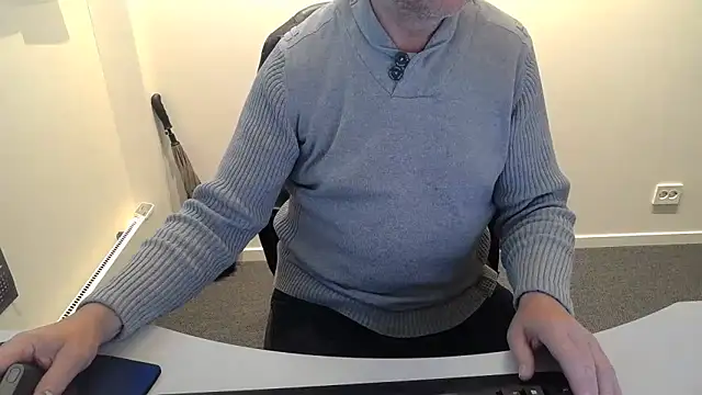 Buggemann online show from June 9, 2026, 2:56 am