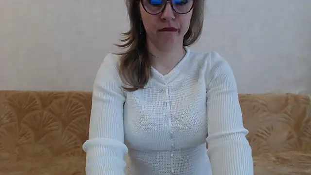 Sabrina7138 online show from March 11, 2026, 11:37 am