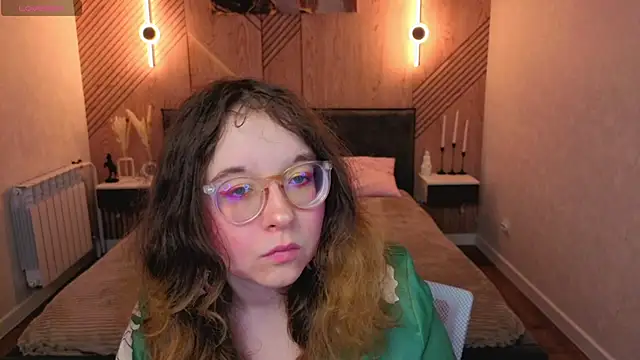 Snapshot of Aleks-caster chatting on May 9, 2026, 1:20 am Aleks-caster online show from May 9, 2026, 1:20 am