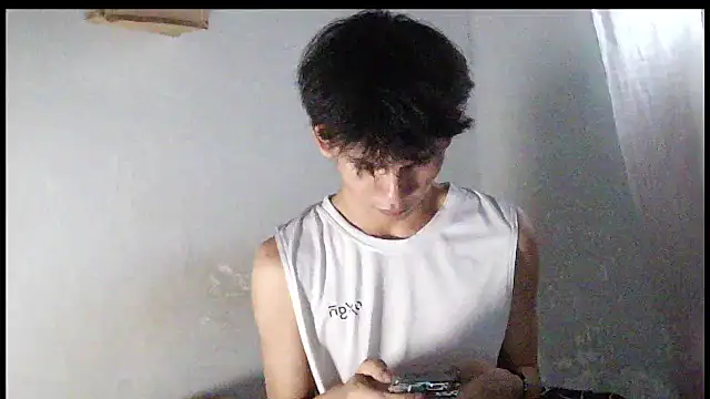 cutiejoshx online show from July 28, 2026, 8:22 am