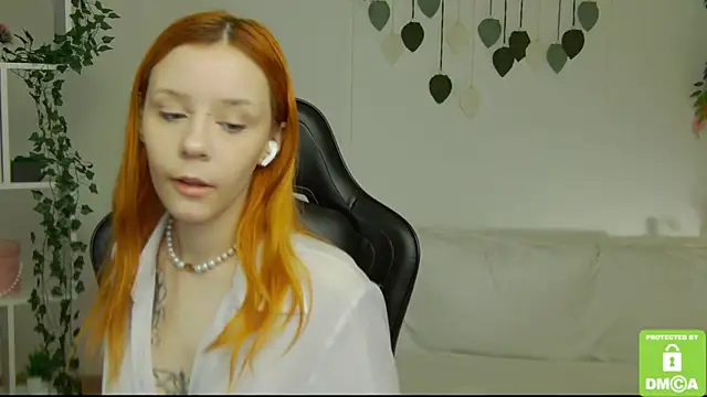 Rachel lips online show from June 12, 2026, 8:12 am