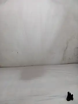 Amisha-35 online show from March 26, 2026, 3:49 am