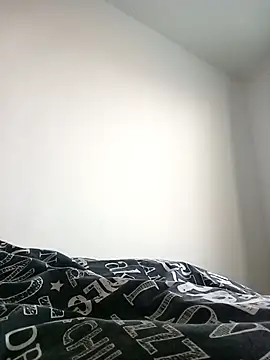 Snapshot of Puma818181 chatting on March 12, 2026, 5:13 am Puma818181 online show from March 12, 2026, 5:13 am