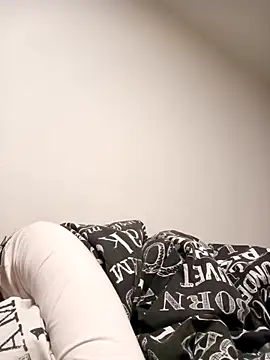 Snapshot of Puma818181 chatting on March 18, 2026, 8:43 pm Puma818181 online show from March 18, 2026, 8:43 pm