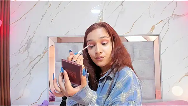 LeahLuna  online show from March 19, 2026, 11:54 am