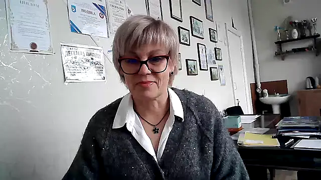 TatkaYang online show from April 21, 2026, 12:12 pm