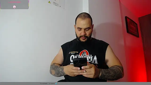 Axel Dominus online show from May 20, 2026, 11:35 pm