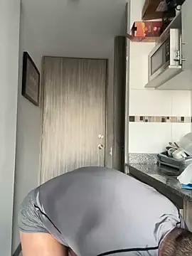 Axel Dominus online show from April 2, 2026, 8:04 pm