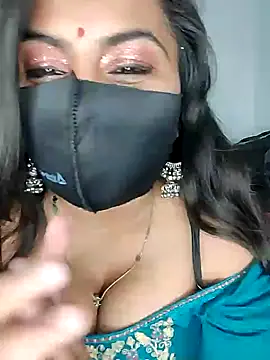 hot8178 online show from April 19, 2026, 6:32 pm