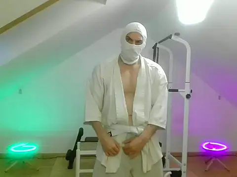 NinjaLaser online show from May 9, 2026, 7:28 pm
