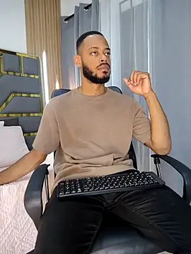 Oliver bigblack cock online show from April 20, 2026, 6:09 pm