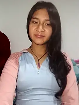 KarolaMendez online show from June 18, 2026, 12:20 am