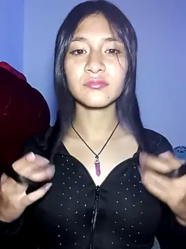 KarolaMendez online show from June 16, 2026, 11:49 pm