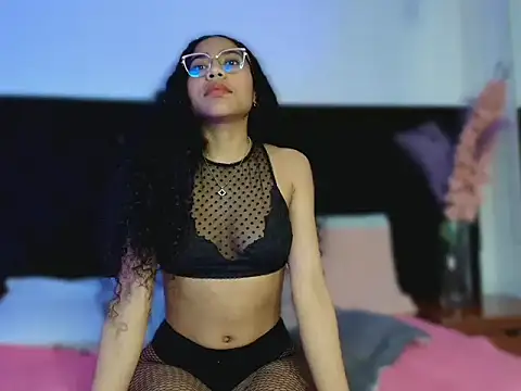 emaffox online show from March 25, 2026, 6:02 am