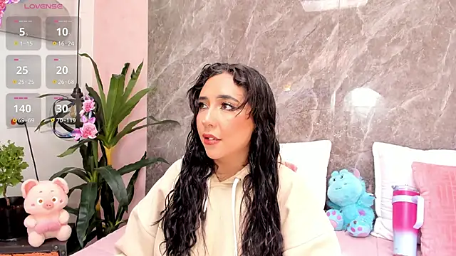 Megan Stein online show from June 12, 2026, 8:28 pm