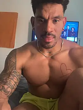 Snapshot of daniels-maison chatting on March 27, 2026, 12:08 am daniels-maison online show from March 27, 2026, 12:08 am