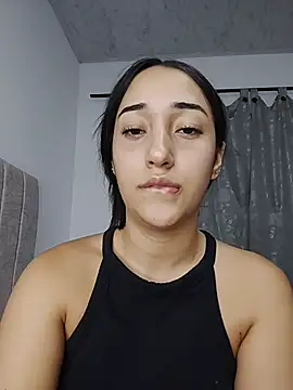 isabellaHill2 online show from July 11, 2026, 2:23 am