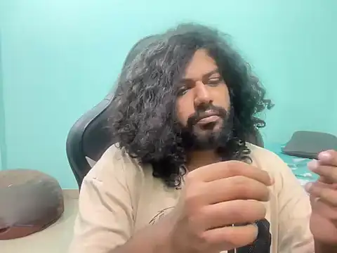 Snapshot of abhinaxx chatting on March 21, 2026, 12:31 pm abhinaxx online show from March 21, 2026, 12:31 pm