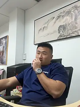 Cunzhangshibage02 online show from May 25, 2026, 3:17 am
