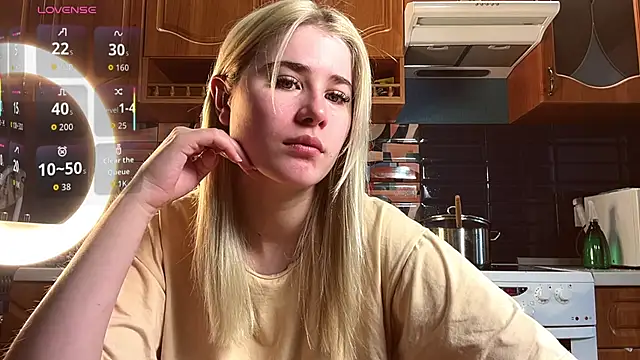 ivygenesis online show from April 10, 2026, 8:10 am