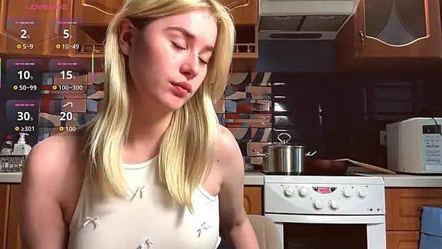 ivygenesis online show from April 16, 2026, 3:07 am