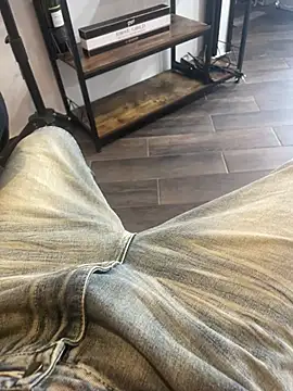 bjornlacorazza online show from July 22, 2026, 10:39 am