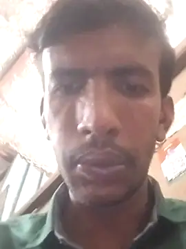 Lipsyguy2295 online show from April 19, 2026, 9:10 am