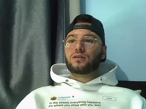 piazaocwb23 online show from April 28, 2026, 4:00 pm