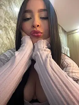 angel sweet v online show from July 5, 2026, 4:19 am