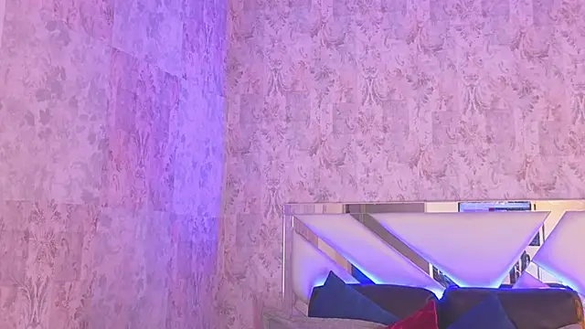 april summer  online show from June 14, 2026, 2:24 am