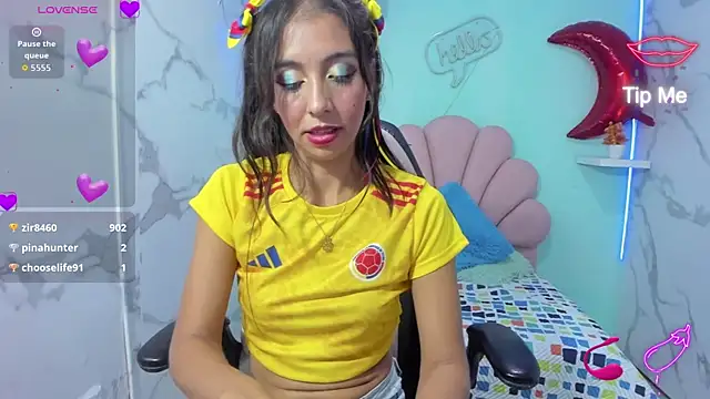 sandra petite19 online show from June 18, 2026, 9:36 am