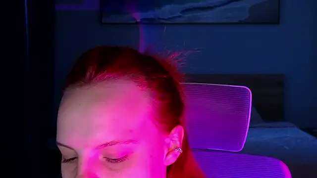 mollybossy online show from March 27, 2026, 12:08 am