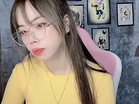 Snapshot of Suzuka99 chatting on March 13, 2026, 10:04 pm Suzuka99 online show from March 13, 2026, 10:04 pm