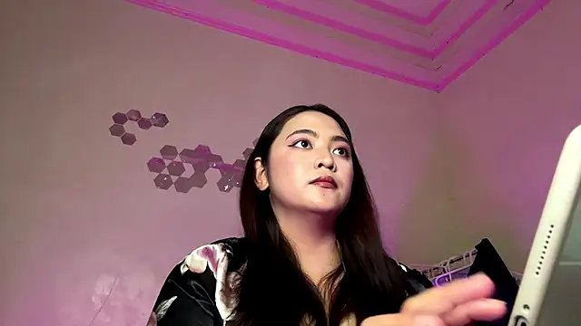 CorrineGrounds online show from March 16, 2026, 2:08 am