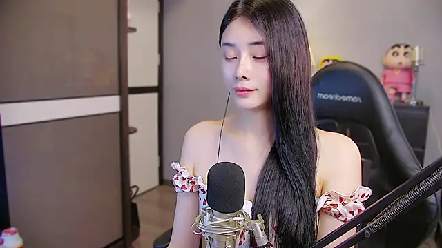 XiaoYuBao- online show from June 11, 2026, 2:53 am