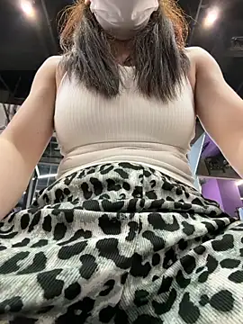 zhizhibaobei online show from June 2, 2026, 11:49 pm