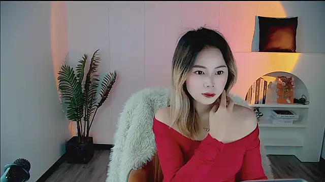 zhoulan-bb online show from March 22, 2026, 2:26 am