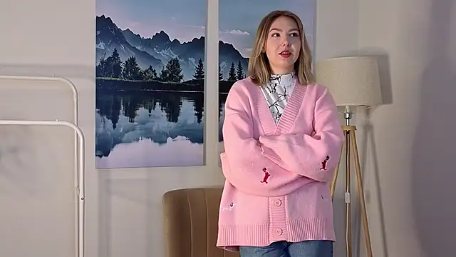 DottyTaliaferro online show from March 17, 2026, 11:13 am