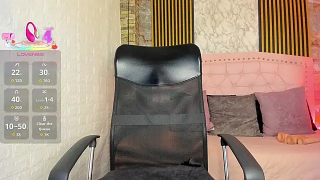 AishaCambell  online show from March 23, 2026, 9:53 am