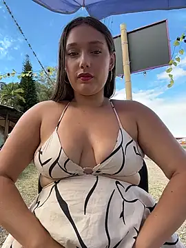 Naughty-Samanta- online show from May 18, 2026, 1:38 pm