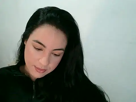 AnabeleNogueira online show from May 26, 2026, 1:31 pm