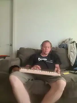 yourMasterisBored online show from May 18, 2026, 2:11 pm