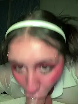 Maggie 69 online show from June 4, 2026, 2:27 am