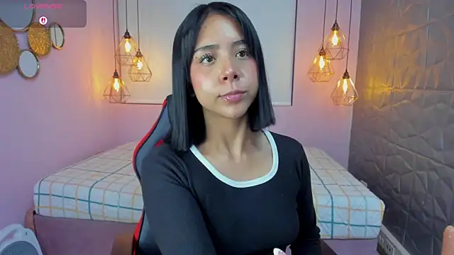 Snapshot of Magic_oliviah chatting on June 23, 2026, 10:08 pm Magic oliviah online show from June 23, 2026, 10:08 pm