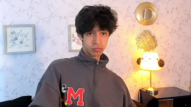 Ethan qop online show from March 18, 2026, 11:46 am