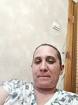 KatieLove133 online show from August 6, 2026, 11:05 am